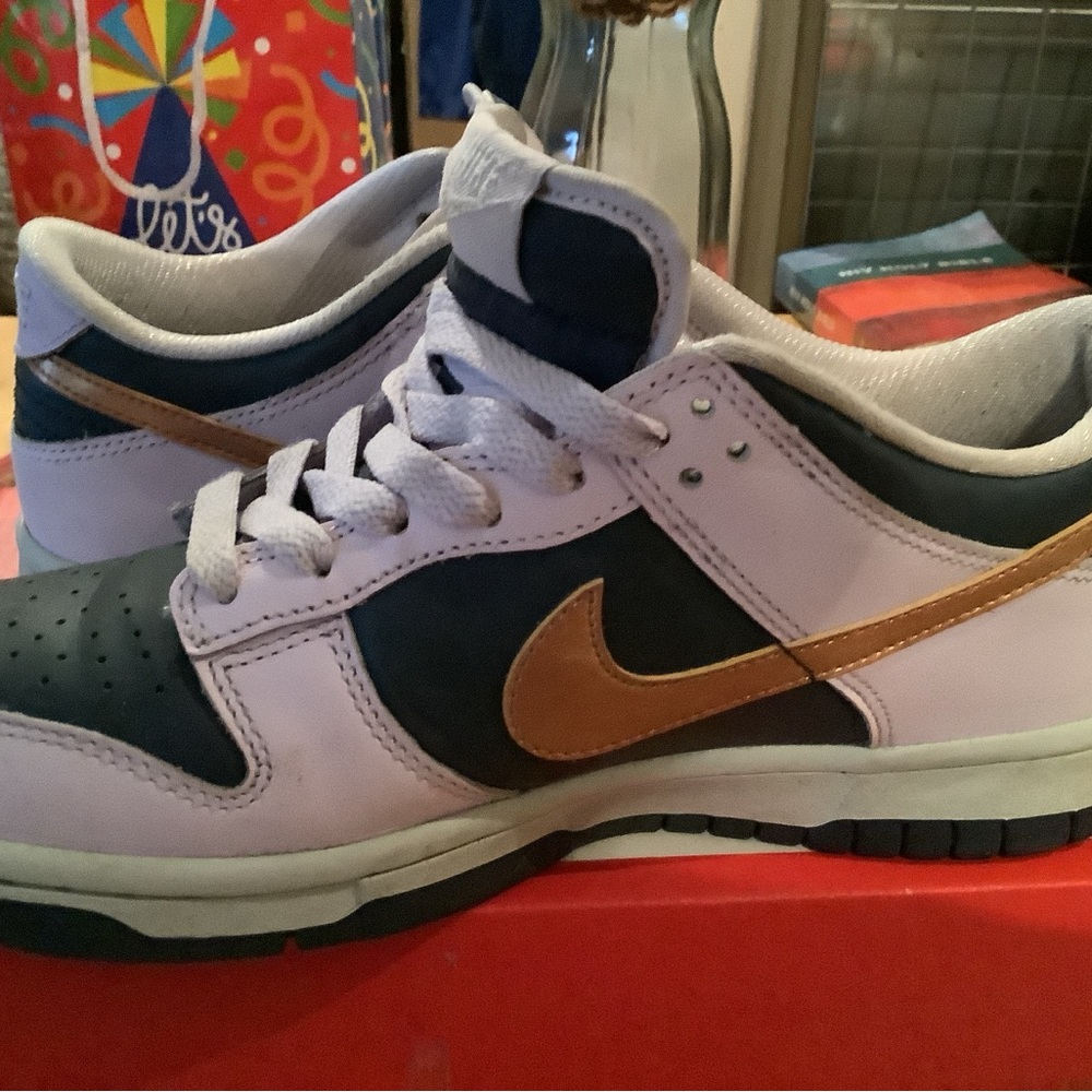 Nike Dunks Low SE (GS) Copper Swoosh